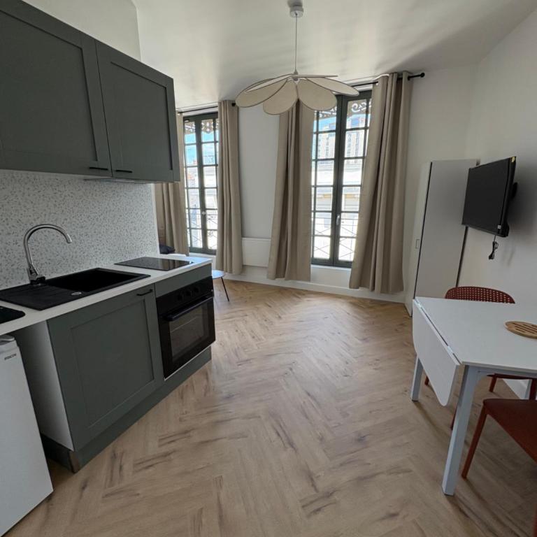 Rue des minimes - Appartement 1 Chambre - 10