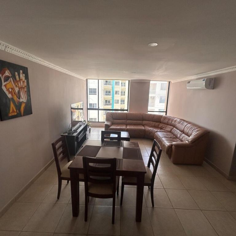 Comfortable apartment in Playa Murciélago-Manta - Two-Bedroom Apartment - 10