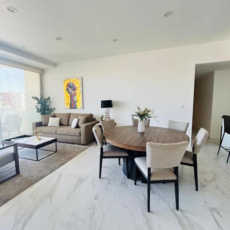 Best Location in Cabo 3BR Condo Walk to Everything - Apartamento - 53