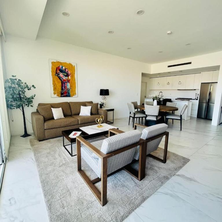 Best Location in Cabo 3BR Condo Walk to Everything - Apartamento - 55