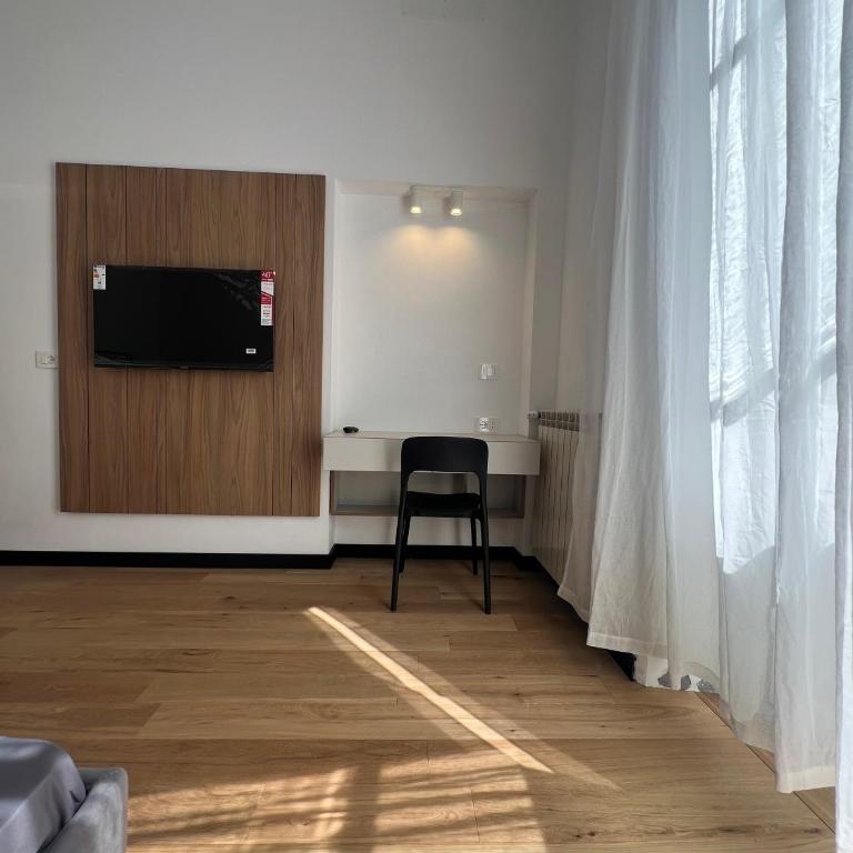 Casa Borg - Two-Bedroom Deluxe Apartment with Balcony - 23
