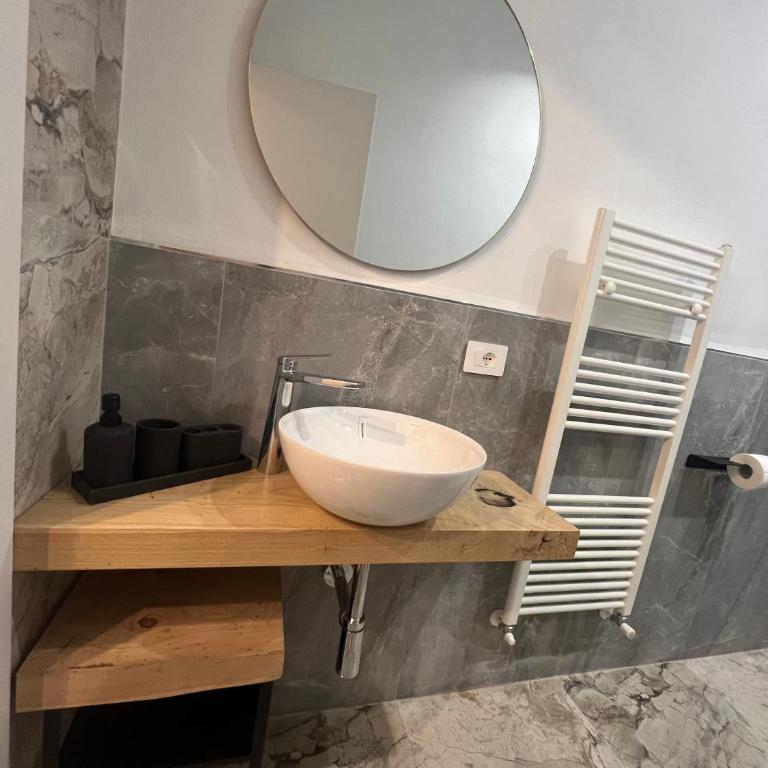 Casa Borg - Two-Bedroom Deluxe Apartment with Balcony - 36