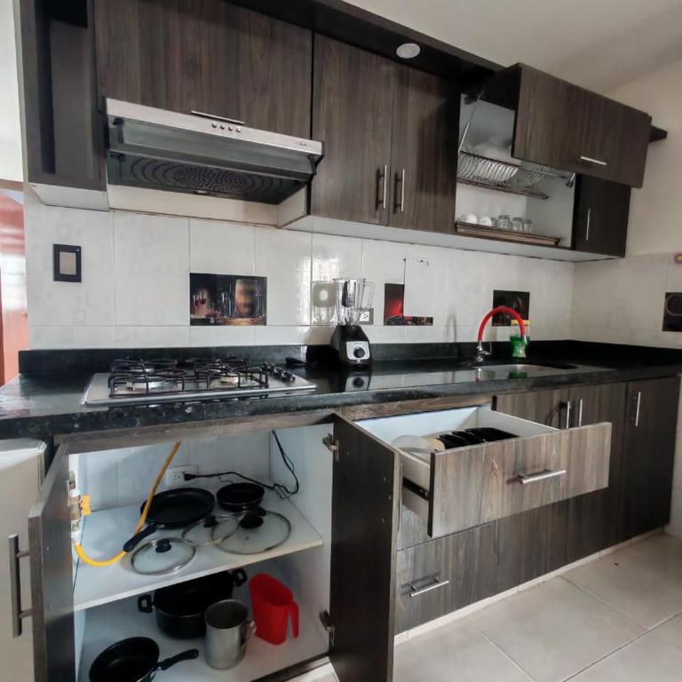 Tranquilo e iluminado apartamento - Desayuno incluido y Parqueadero Moto - Apartamento de 2 dormitorios - 12