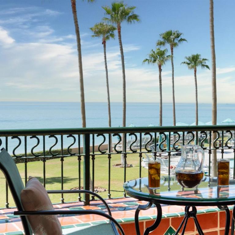 Enjoy This Beautiful 2BR/2BA Condo by the Beach at the Sonoran Spa Resort - Casa - 1