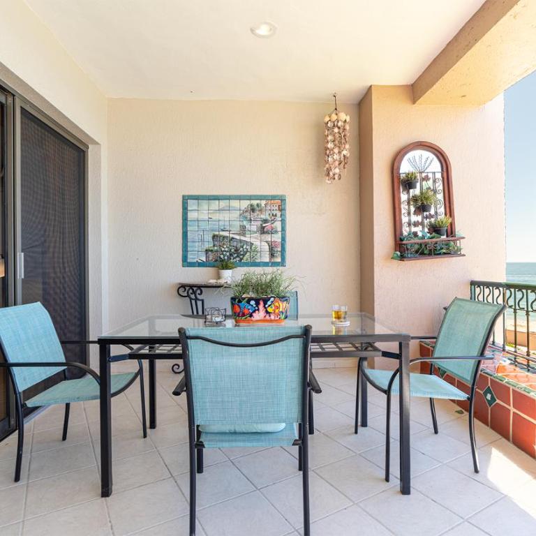 Enjoy This Beautiful 2BR/2BA Condo by the Beach at the Sonoran Spa Resort - Casa - 4