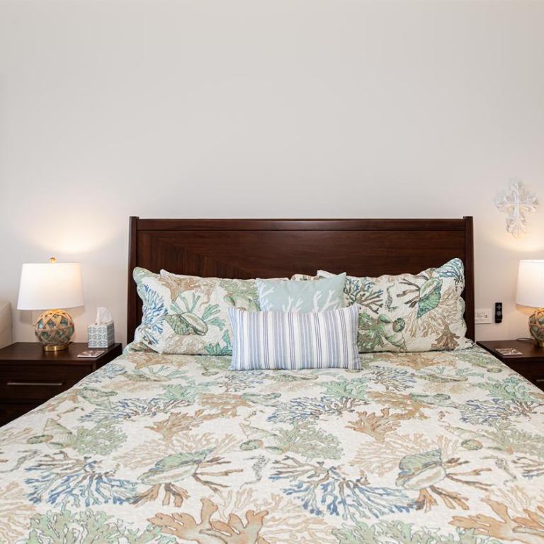 One 1403B: Beachfront Bliss Studio in Sandy Beach - Casa - 6