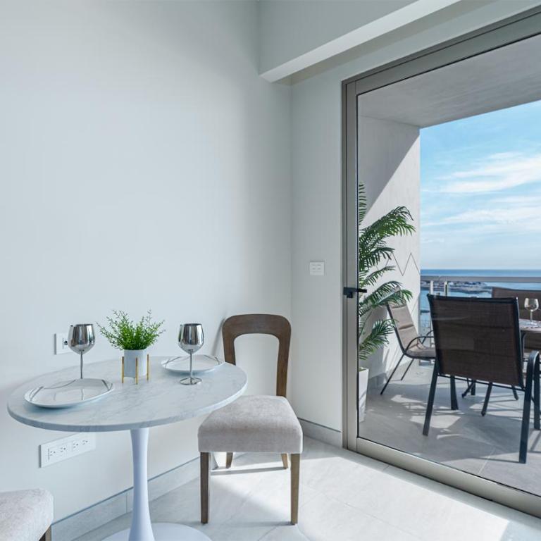 Oceanfront Destination for Luxury and Beauty - Casa - 4