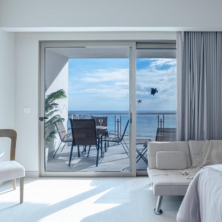 Oceanfront Destination for Luxury and Beauty - Casa - 5