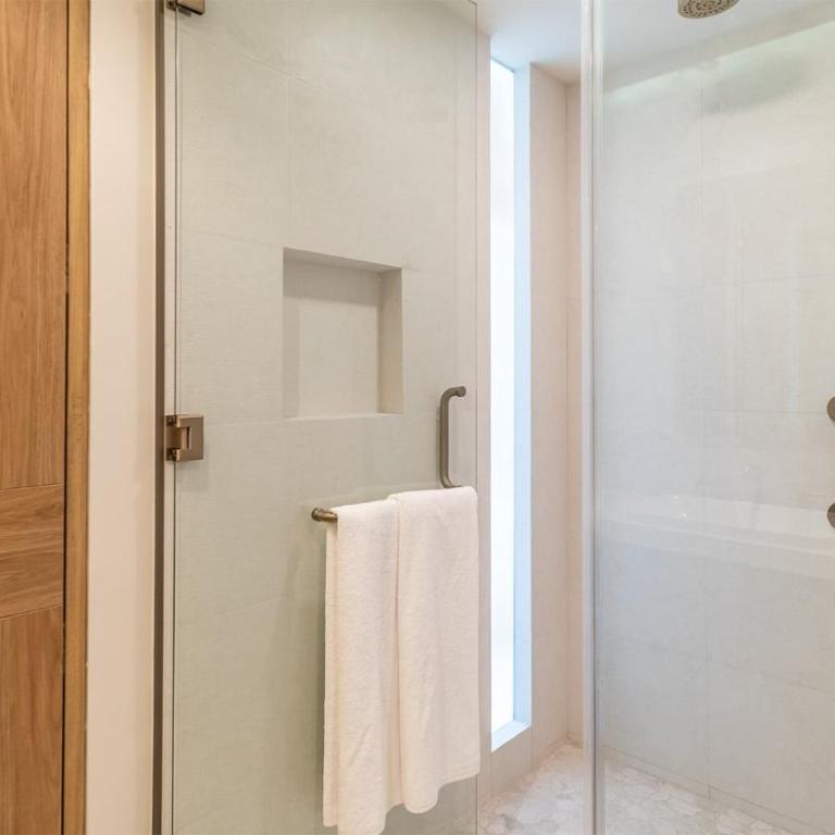 The Grand Horizon Élite - 4BR/4BA Beachfront Condo - Casa - 11