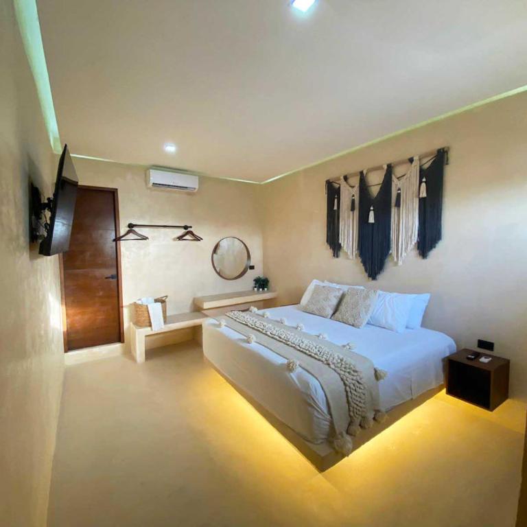 Ananda Hotel Boutique - Suite Deluxe - 3