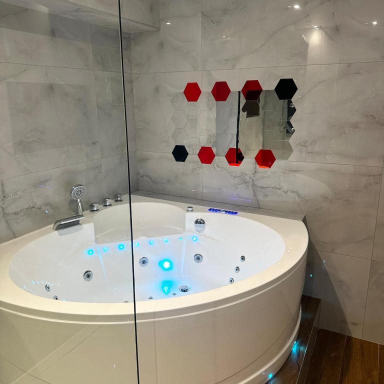 La Villa Évasion Lake View Spa Jacuzzi Fitness - Villa - 54