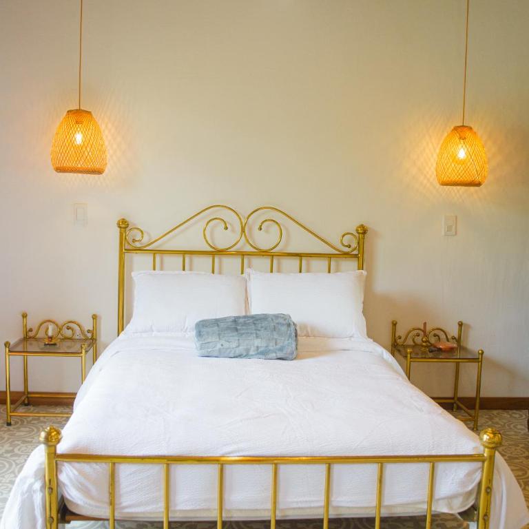 Hacienda Santa Bárbara Manizales - Habitación Familiar con balcón - 2