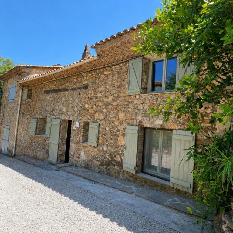 Bergerie à quelques minutes du centre de Grimaud - Villa - 2