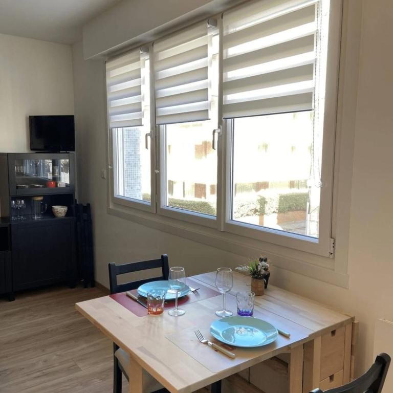 Studio pratique pour des vacances agréables - Studio - 9