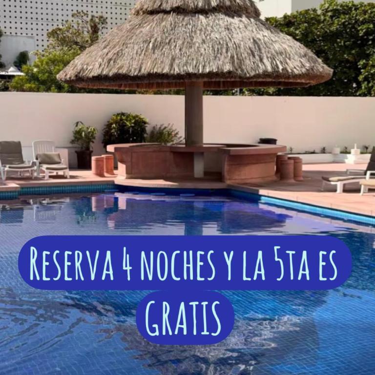 Costera Acapulco, Zona Dorada, amplio depto a 300mt del mar - Apartamento con terraza - 1