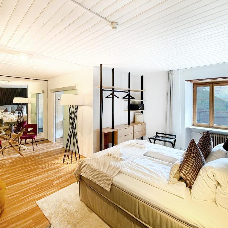 DU GLACIER Boutique & Traditions Hotel - Deluxe Suite - 4