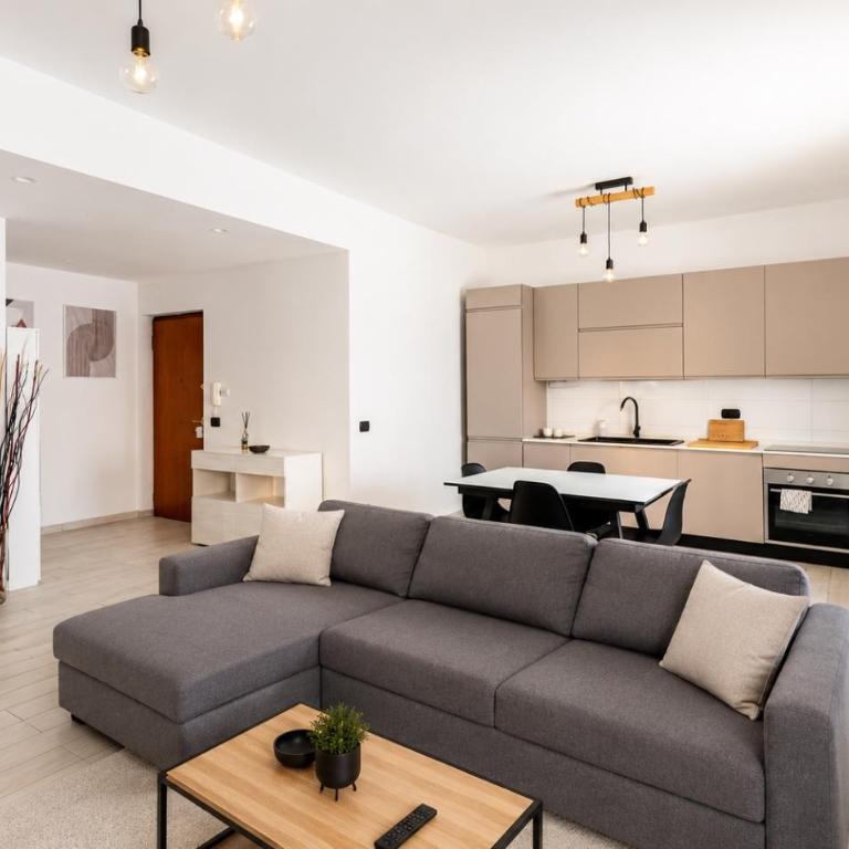 Domus Alexandrae - Metro A & Tuscolana - Appartamento con 1 Camera da Letto - 1