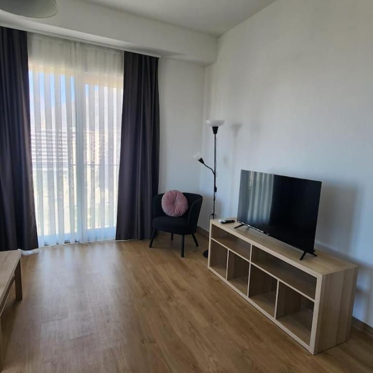PMTR BAR Luxury Sea View 2BR Apartment Modern Pool Parking - Appartement Familial 2 Chambres - 16