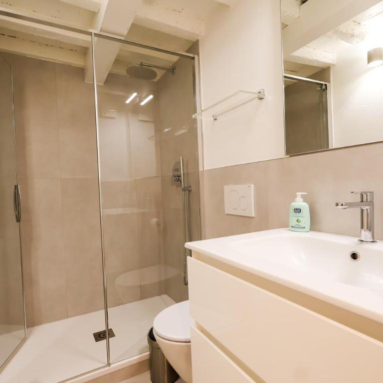 Guicciardini 28 - Three-Bedroom Apartment - 4