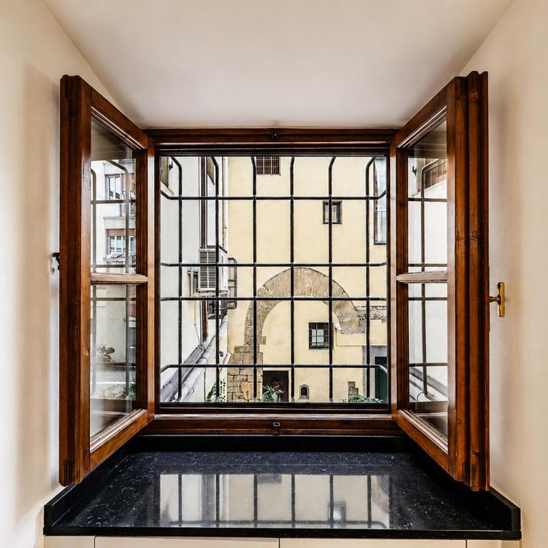 Guicciardini 28 - Three-Bedroom Apartment - 17