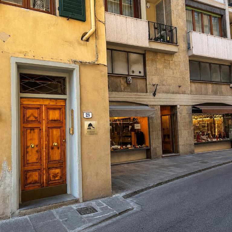 Guicciardini 28 - Three-Bedroom Apartment - 20