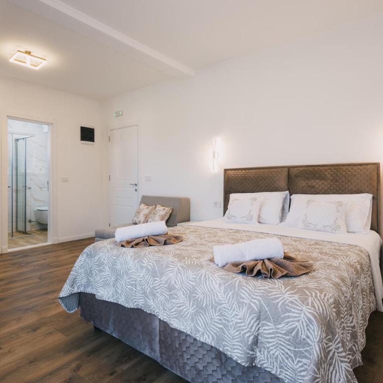 Dëshira Apartments - Dvokrevetna Soba sa Bračnim Krevetom - 1