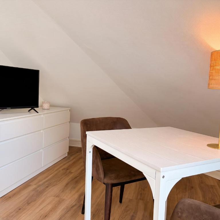 Le Nid Angevin - Lumière sous les toits - Ney - Appartement 1 Chambre - 4