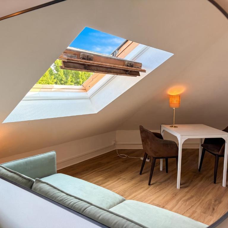 Le Nid Angevin - Lumière sous les toits - Ney - Appartement 1 Chambre - 6