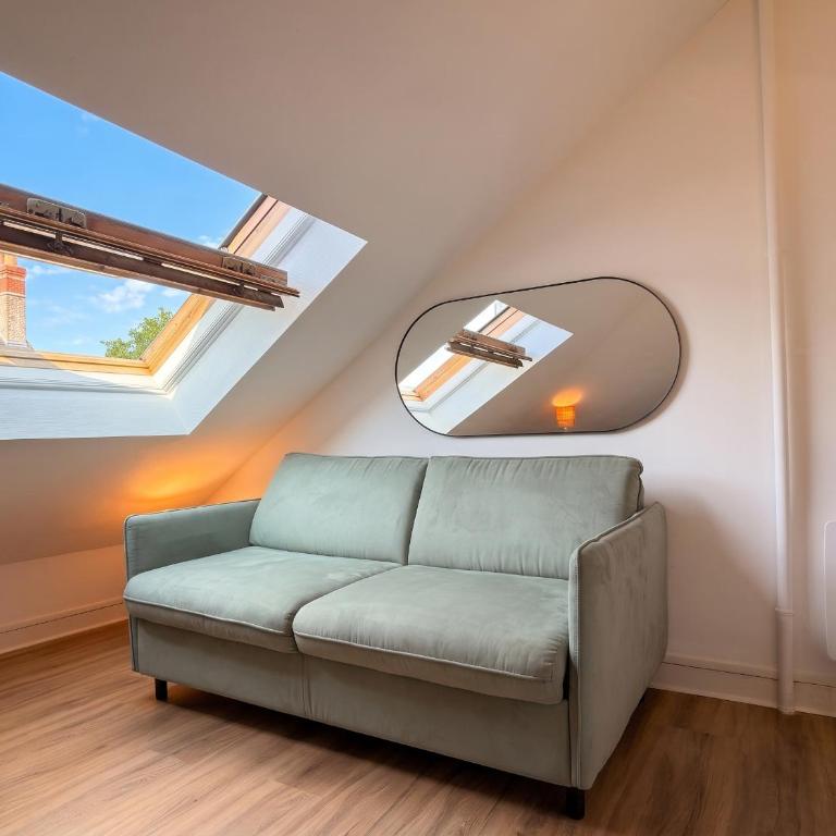 Le Nid Angevin - Lumière sous les toits - Ney - Appartement 1 Chambre - 10