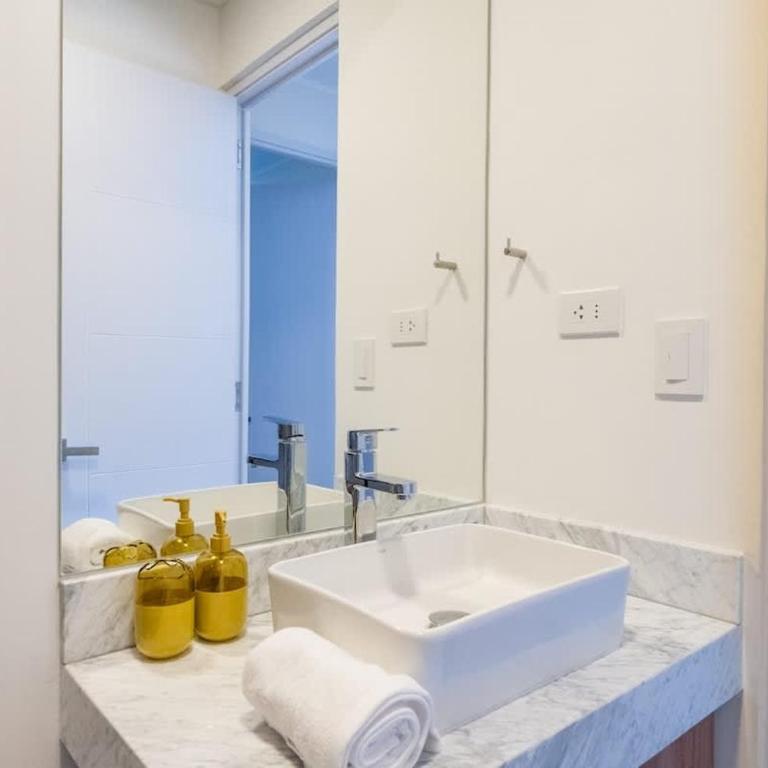 Navarrete Prime Residence - Apartment with Balcony - 18