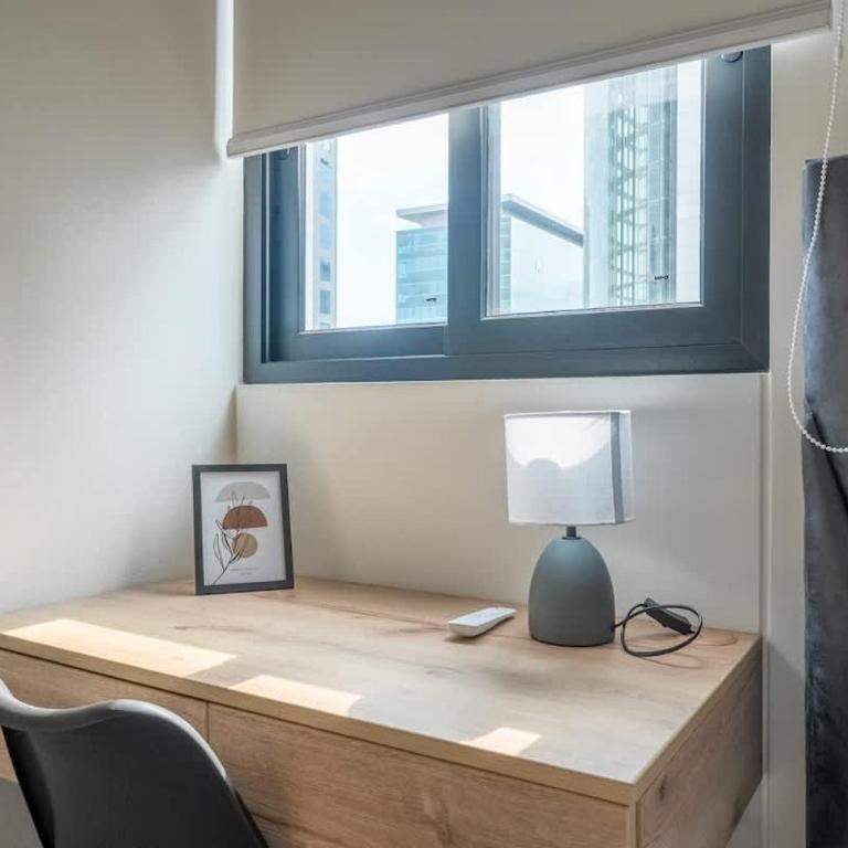 Navarrete Prime Residence - Apartment with Balcony - 21