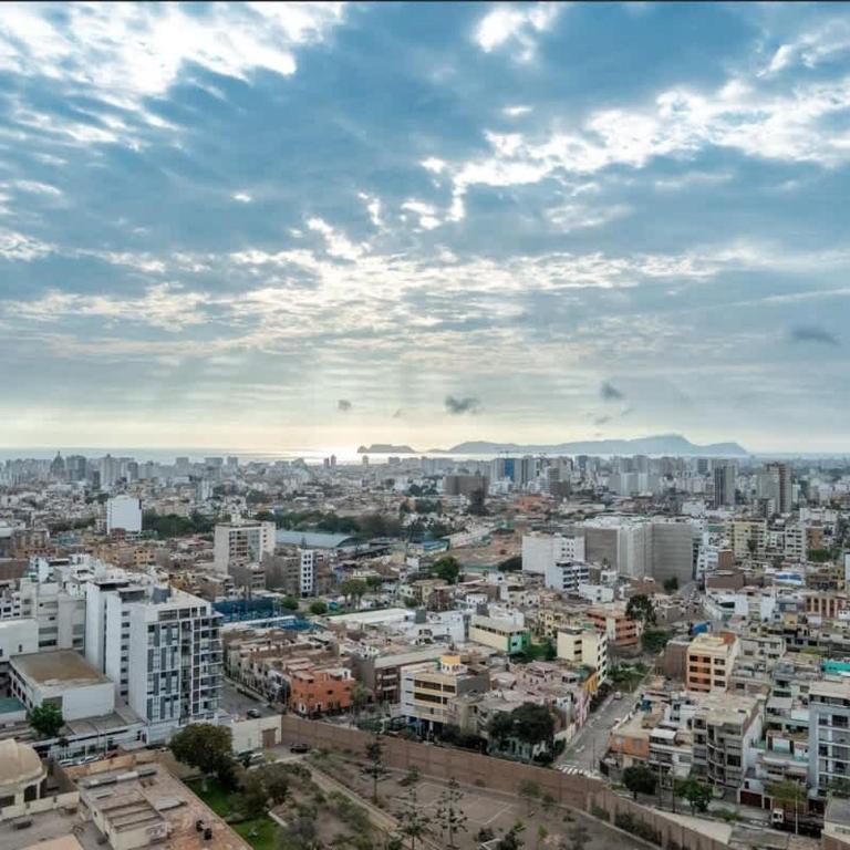 Urban Living in Pueblo Libre - Three-Bedroom Apartment - 39
