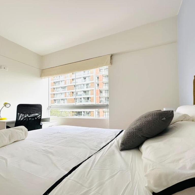 Sky Apartamento Sergio Bernales, parques y ciudad - Two-Bedroom Apartment - 8
