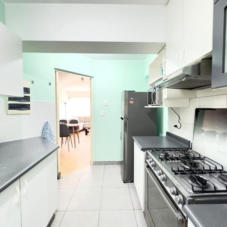 Sky Apartamento Sergio Bernales, parques y ciudad - Two-Bedroom Apartment - 20