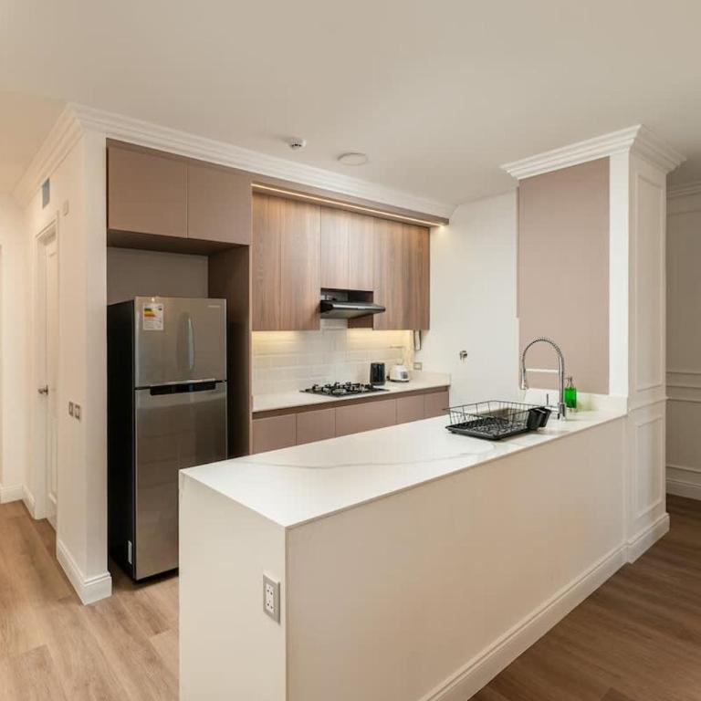The Grand Residence Miraflores - Two-Bedroom Deluxe Apartment - 49