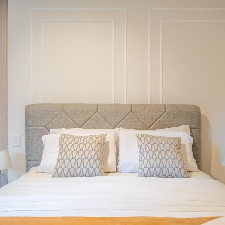 Modern Haven in Miraflores - Two-Bedroom Deluxe Apartment - 59