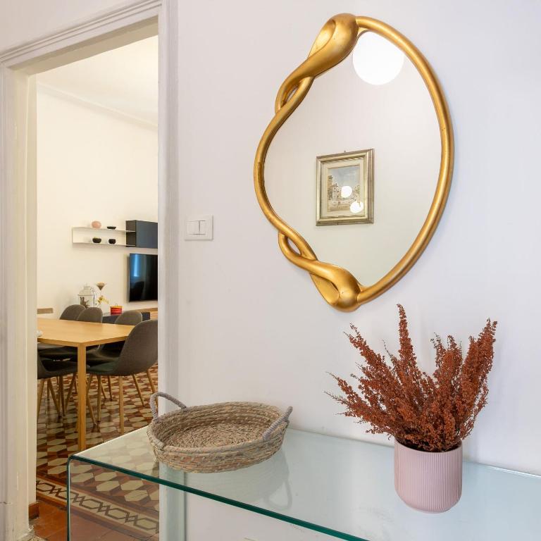 Caracciolo - Elegante Bilocale • Ascensore • Metro Vicina • Wi-Fi - Apartment - 7