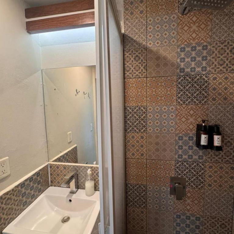 Casa Pepe - Bed in 6-Bed Non Binary Dormitory Room - 5