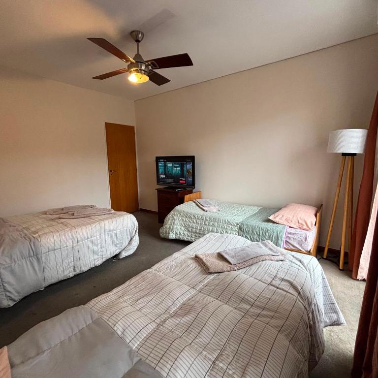 KAD Alojamiento - Classic Quadruple Room - 5