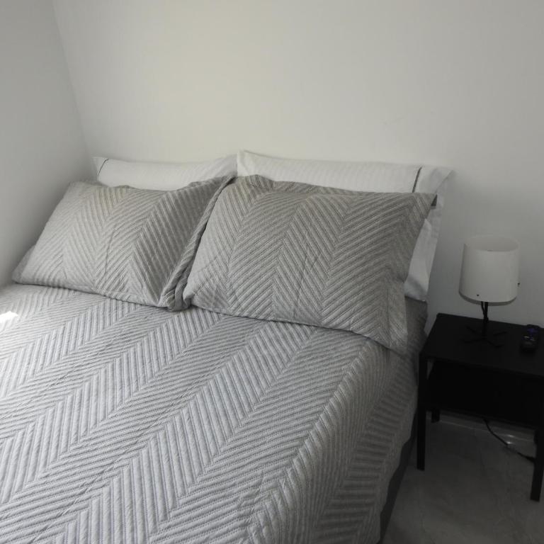 Lumina House Moderno y tranquilo apartamento Cerca de las clínicas y del estadio - Two-Bedroom Apartment - 9