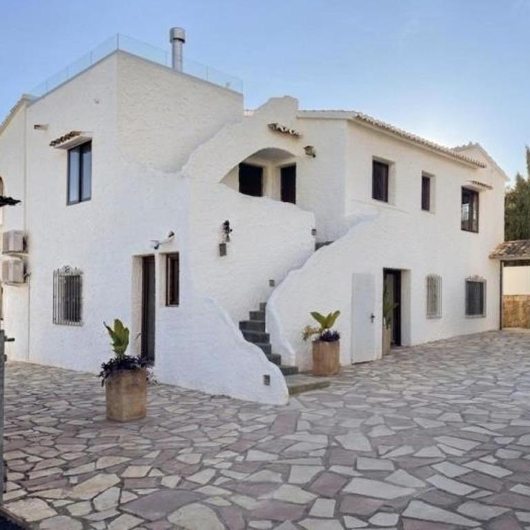 Villa en Denia con Wi-Fi, aire acondicionado, piscina privada y parking - ES-373-54 - Villa - 1