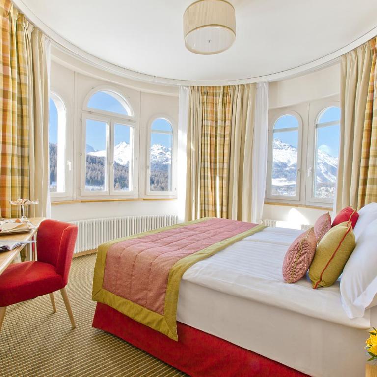 Schloss Hotel & Spa Pontresina - Suite mit Panoramablick auf die Berge und Zugang zum Spa - 2