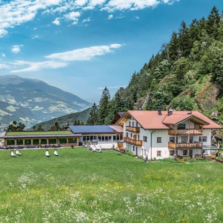 Sonnenschein Moarlhof Kastelruth - Two-Bedroom Deluxe Apartment with Garden View - 3