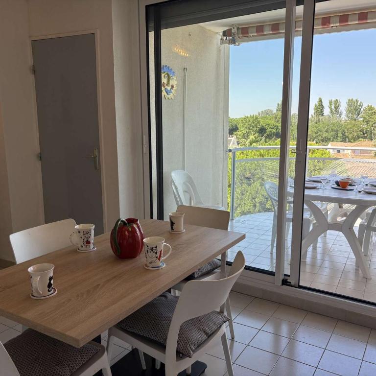 Appartement calme terrasse - 4 pers. - FR-1-250-341 - Apartment - 4