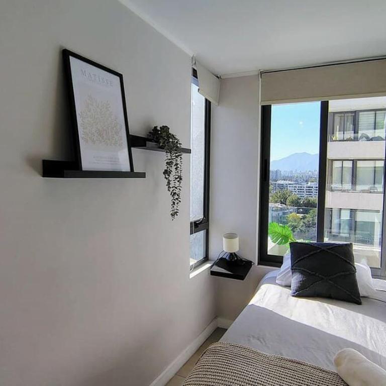 Austral-Home Luminous in front of Plaza Egana - Apartment - 13