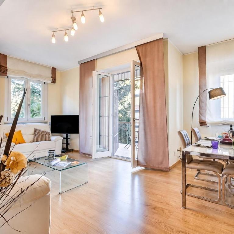 Alelù Classy And Chic Stresa Center - Happy Rentals - Appartamento con 3 Camere da Letto - 2