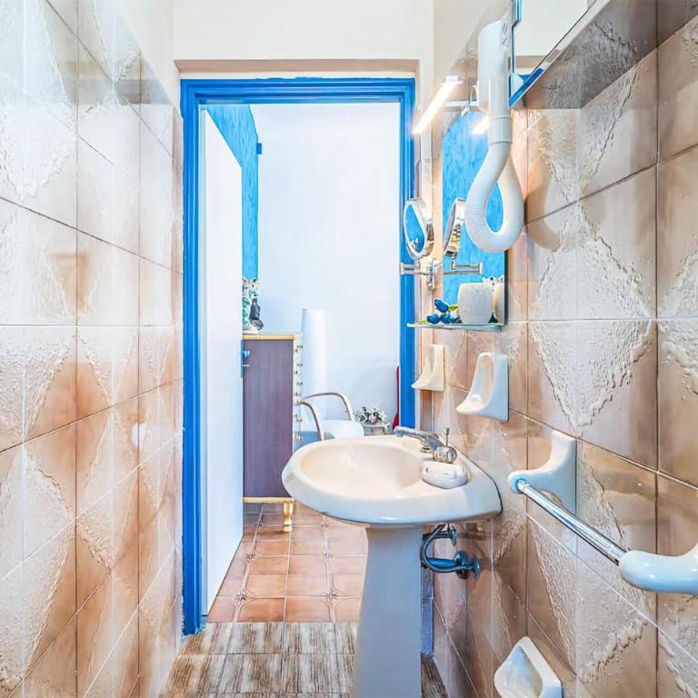 2 Bedroom Nice Home In Noto - Casa con 2 Camere da Letto - 11