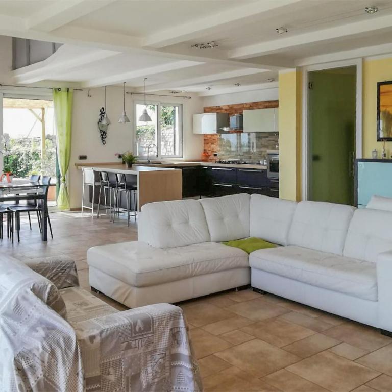 2 Bedroom Stunning Home In Imperia - Casa con 2 Camere da Letto - 2