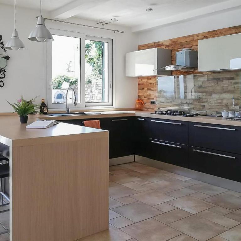 2 Bedroom Stunning Home In Imperia - Casa con 2 Camere da Letto - 7