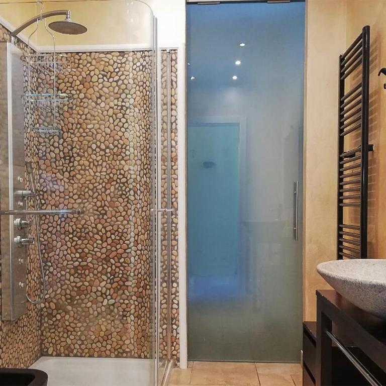 2 Bedroom Stunning Home In Imperia - Casa con 2 Camere da Letto - 11